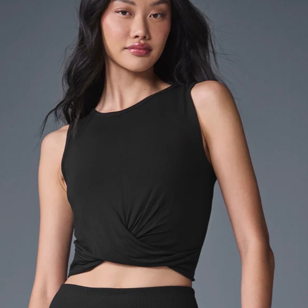 Alo cover tank in xs